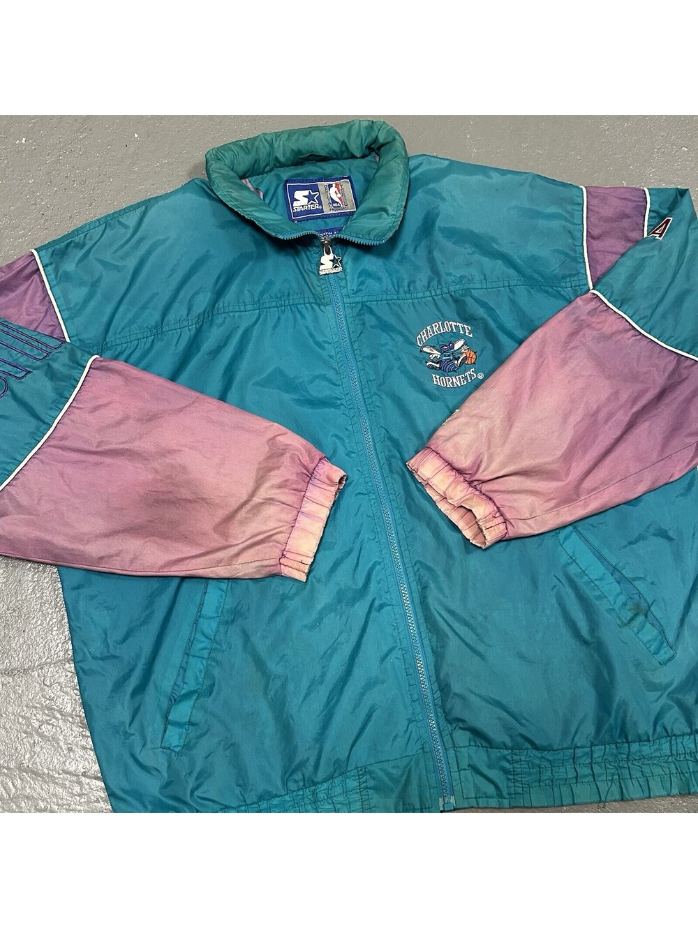VINTAGE 90s Starter Charlotte Hornets Windbreaker Jacket Teal Purple Size XL